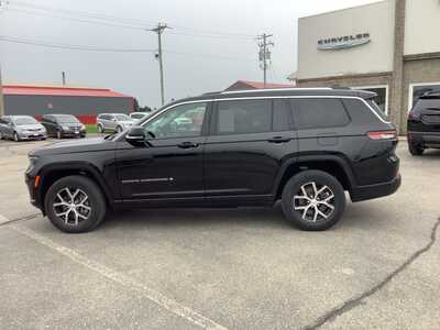 2023 Jeep Grand Cherokee L, $29975. Photo 2