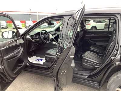 2023 Jeep Grand Cherokee L, $29975. Photo 11