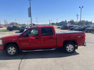2011 Chevrolet 1500 Crew Cab, $10575. Photo 3
