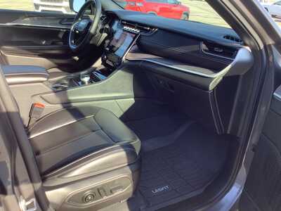 2024 Jeep Grand Cherokee L, $32575. Photo 6