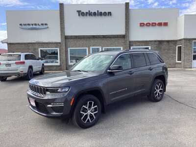 2023 Jeep Grand Cherokee, $27975. Photo 1