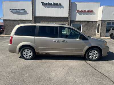 2009 Dodge Caravan, Grand, $2975. Photo 2