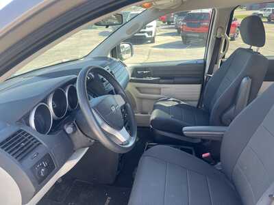 2009 Dodge Caravan, Grand, $2975. Photo 7