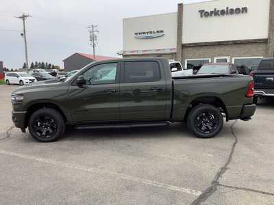 2027 RAM 1500 Crew Cab, $53487. Photo 2