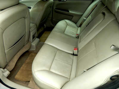 2009 Chevrolet Impala, $6995. Photo 8