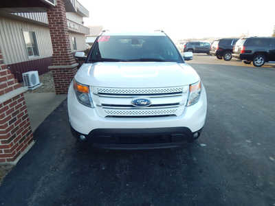 2015 Ford Explorer, $13950. Photo 2