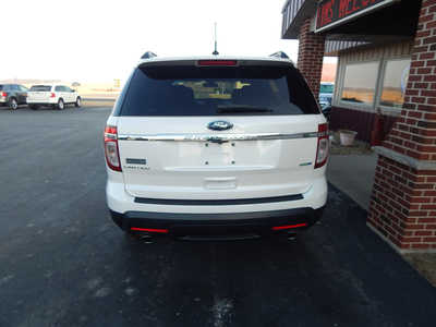 2015 Ford Explorer, $13950. Photo 4