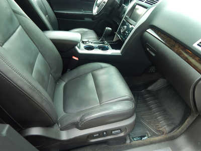 2015 Ford Explorer, $13950. Photo 8