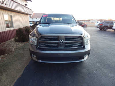 2012 RAM 1500 Ext Cab, $10900. Photo 2