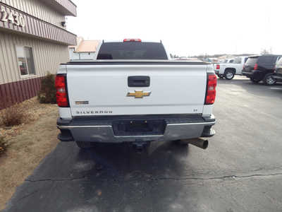 2015 Chevrolet 2500 Crew Cab, $19950. Photo 2