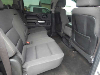 2015 Chevrolet 2500 Crew Cab, $19950. Photo 9