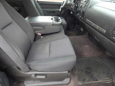 2010 Chevrolet 1500 Crew Cab, $8995. Photo 7