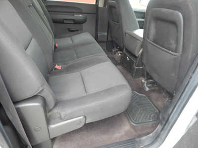 2010 Chevrolet 1500 Crew Cab, $8995. Photo 8