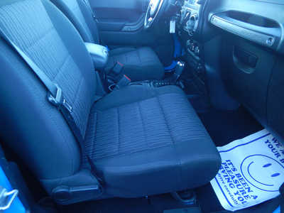 2011 Jeep Wrangler Unlimited, $12950. Photo 8