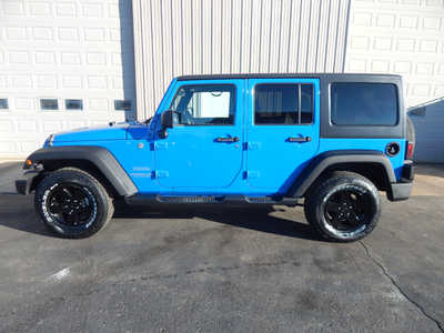 2011 Jeep Wrangler Unlimited, $12950. Photo 1