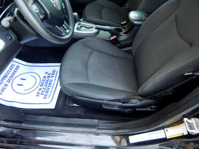 2012 Dodge Avenger, $5995. Photo 5