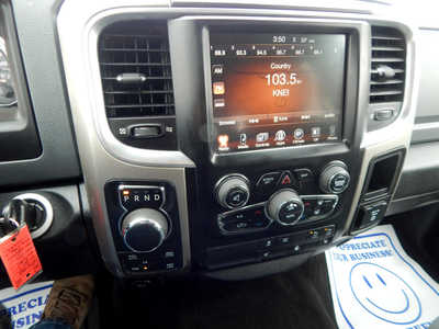 2017 RAM 1500 Crew Cab, $12900. Photo 11