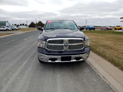 2017 RAM 1500 Crew Cab, $12900. Photo 2