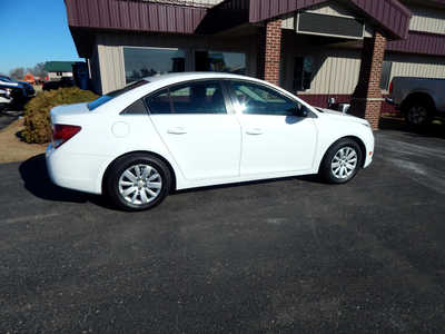 2011 Chevrolet Cruze, $6995. Photo 1