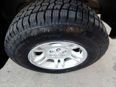 2004 Dodge Dakota Crew Cab, $9950. Photo 5