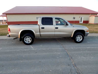 2004 Dodge Dakota Crew Cab, $9950. Photo 1