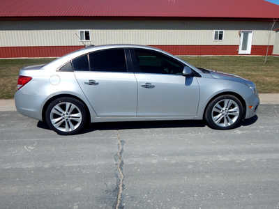 2016 Chevrolet Cruze, $7995. Photo 3