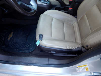 2016 Chevrolet Cruze, $7995. Photo 9