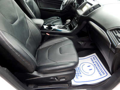 2015 Ford Edge, $10900. Photo 9