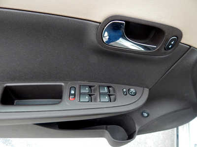 2012 Chevrolet Malibu, $5995. Photo 9