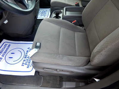 2016 Honda Odyssey, $17900. Photo 5