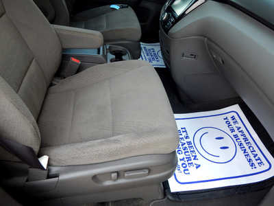 2016 Honda Odyssey, $17900. Photo 9