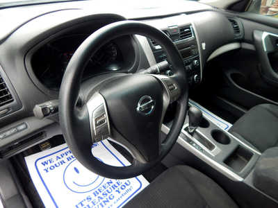 2015 Nissan Altima, $8995. Photo 7