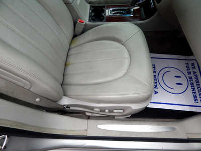 2007 Buick Lucerne, $7500. Photo 9