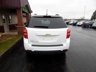 2017 Chevrolet Equinox, $7995. Photo 2