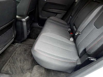 2017 Chevrolet Equinox, $7995. Photo 7