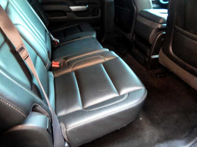 2014 Chevrolet 1500 Crew Cab, $13500. Photo 9