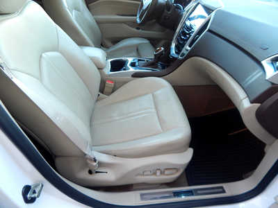 2014 Cadillac SRX, $9250. Photo 8