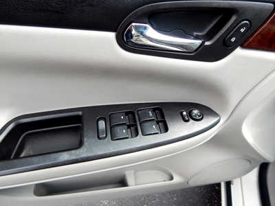 2008 Chevrolet Impala, $7995. Photo 11