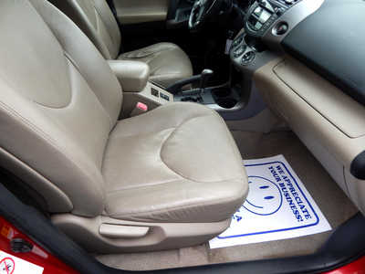 2008 Toyota RAV4, $7994. Photo 10