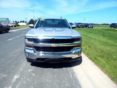 2017 Chevrolet 1500 Ext Cab, $19900. Photo 2