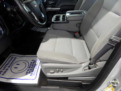 2017 Chevrolet 1500 Ext Cab, $19900. Photo 8
