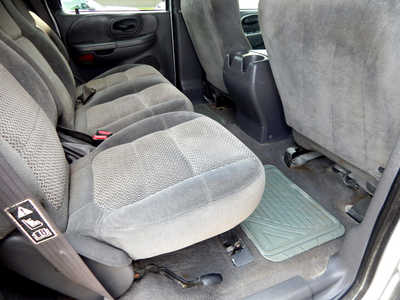 2001 Ford F150 Crew Cab, $4995. Photo 10