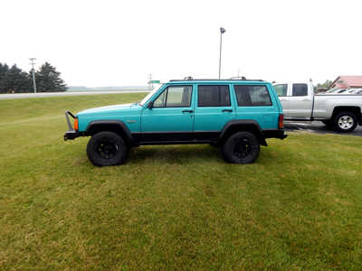 1996 Jeep Cherokee, $4995. Photo 1