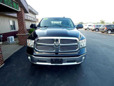 2015 RAM 1500, $14995. Photo 2