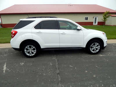 2017 Chevrolet Equinox, $8995. Photo 4
