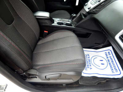 2017 Chevrolet Equinox, $8995. Photo 8