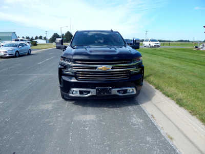 2020 Chevrolet 1500 Crew Cab, $34900. Photo 4