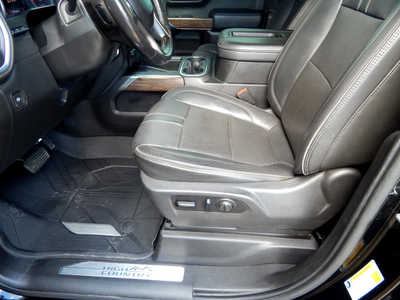 2020 Chevrolet 1500 Crew Cab, $34900. Photo 6