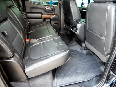 2020 Chevrolet 1500 Crew Cab, $34900. Photo 9