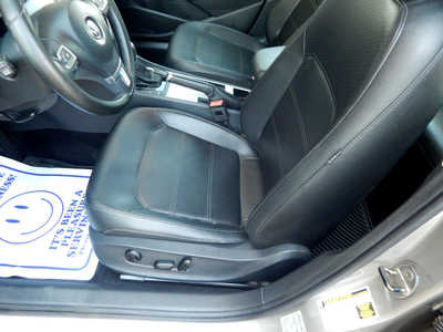 2012 Volkswagen Passat, $2495. Photo 5